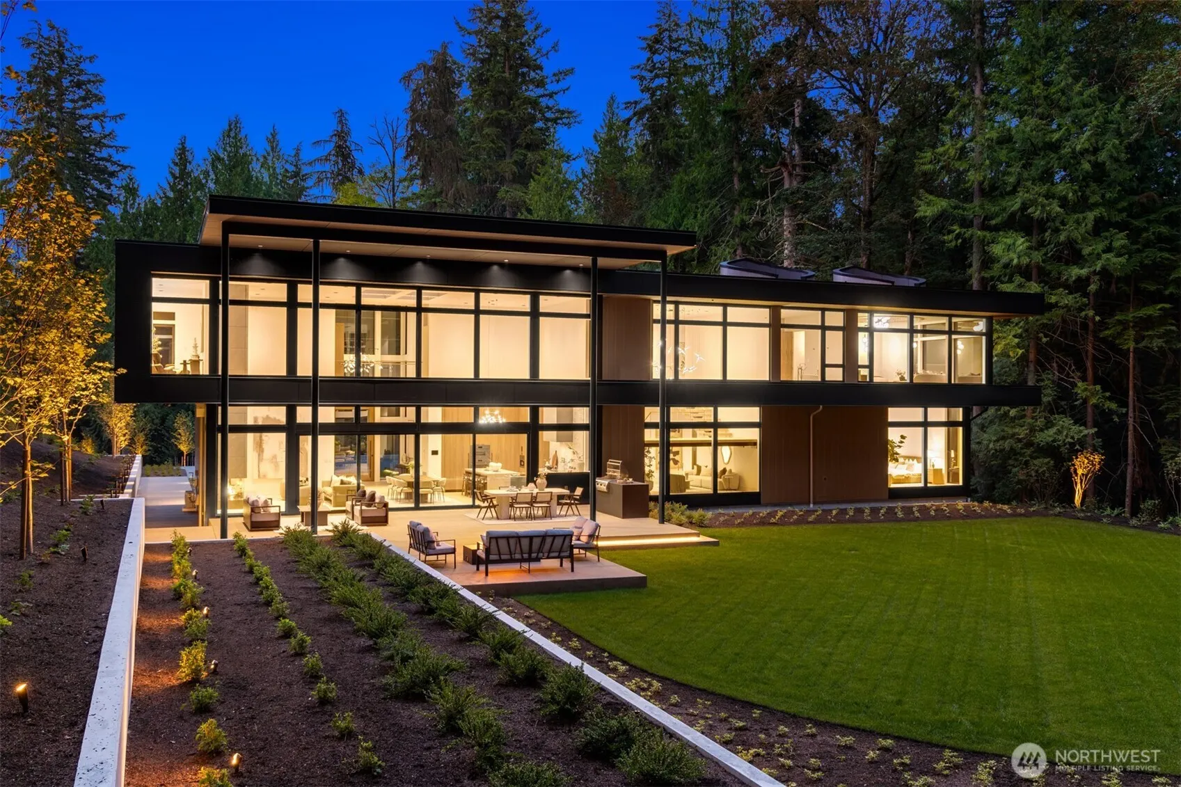 6752 266th Court SE, Issaquah, WA 98029-3692