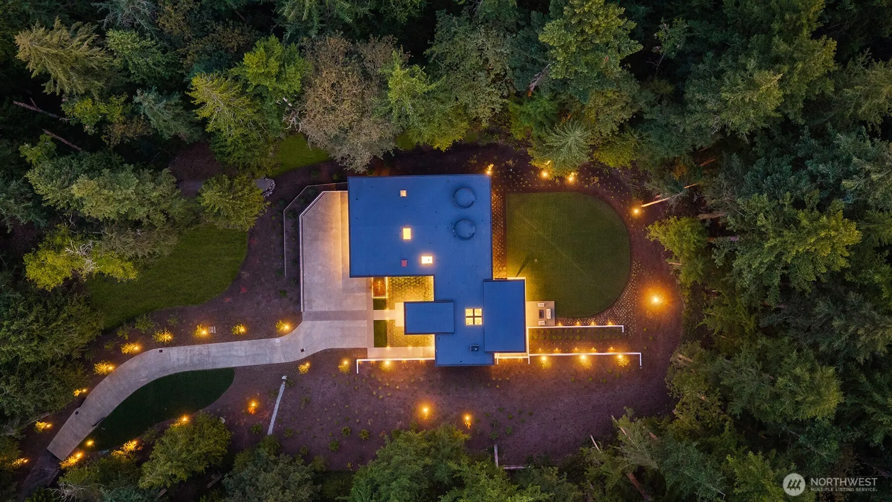 6752 266th Court SE, Issaquah, WA 98029-3692
