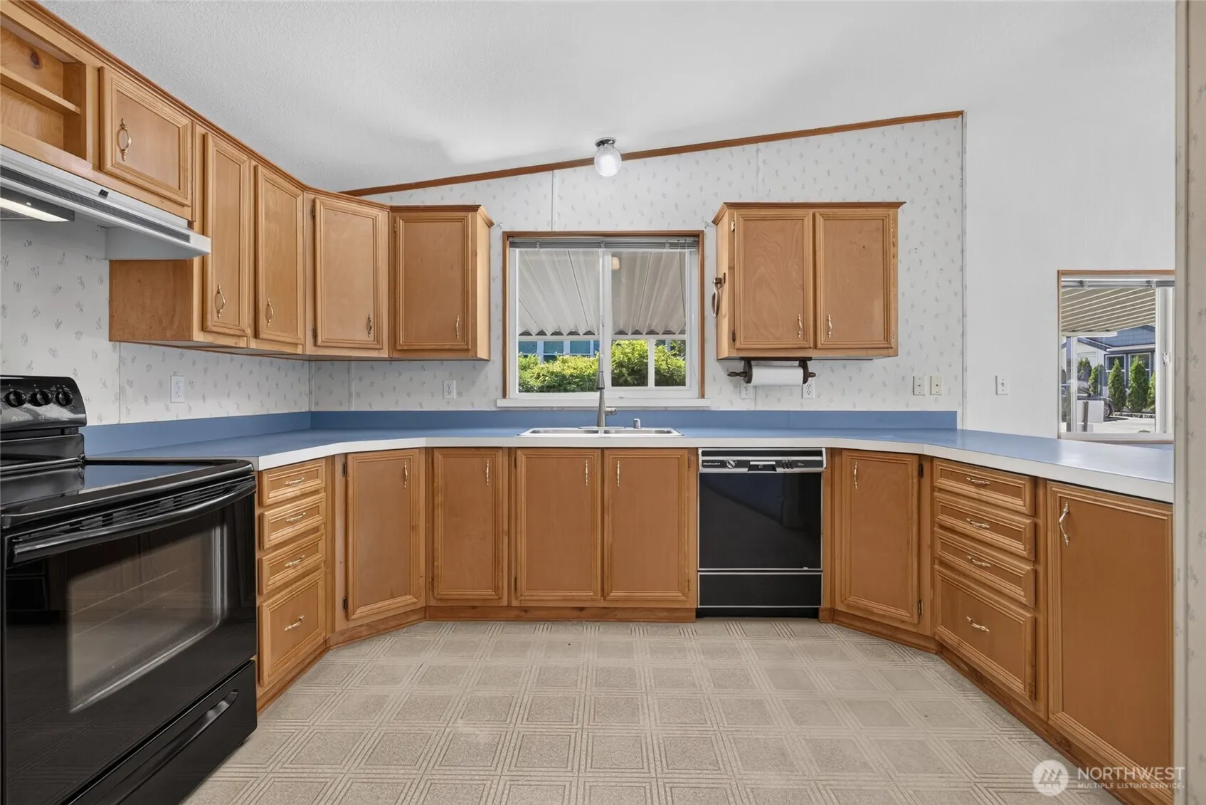 23825 15th Avenue SE #302, Bothell, WA 98021