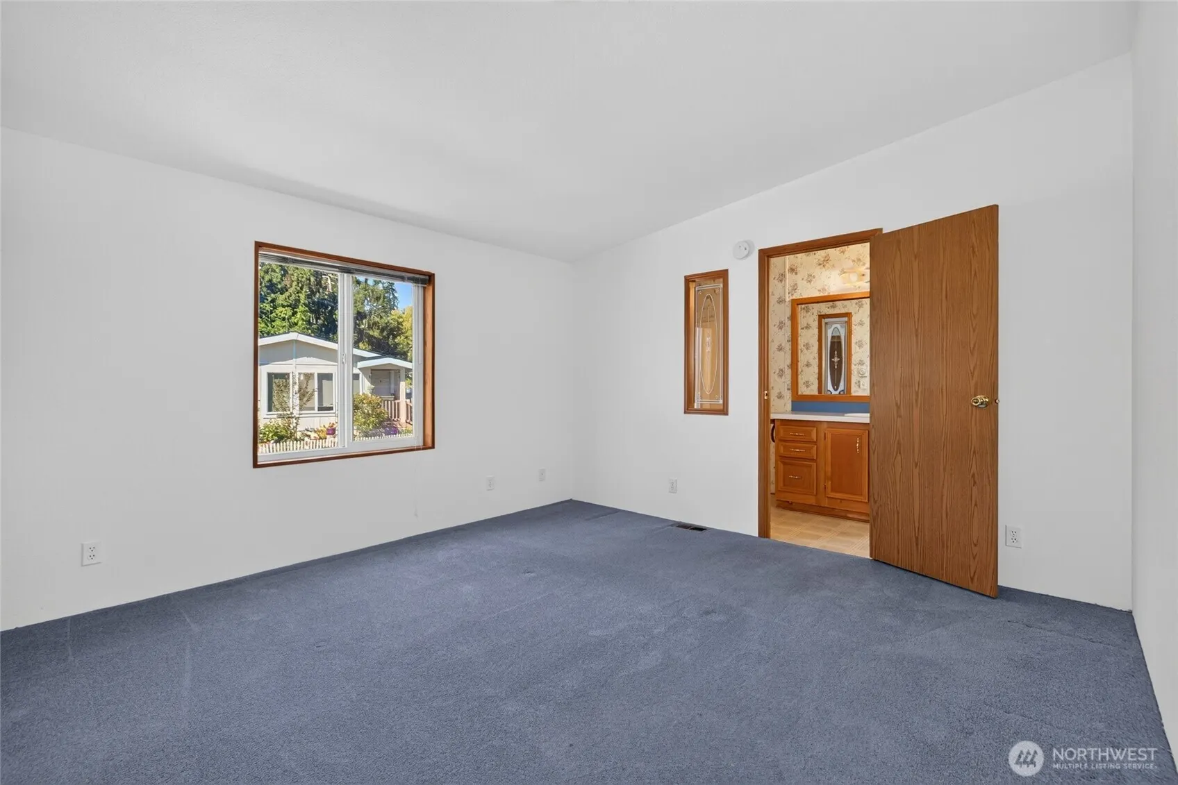 23825 15th Avenue SE #302, Bothell, WA 98021