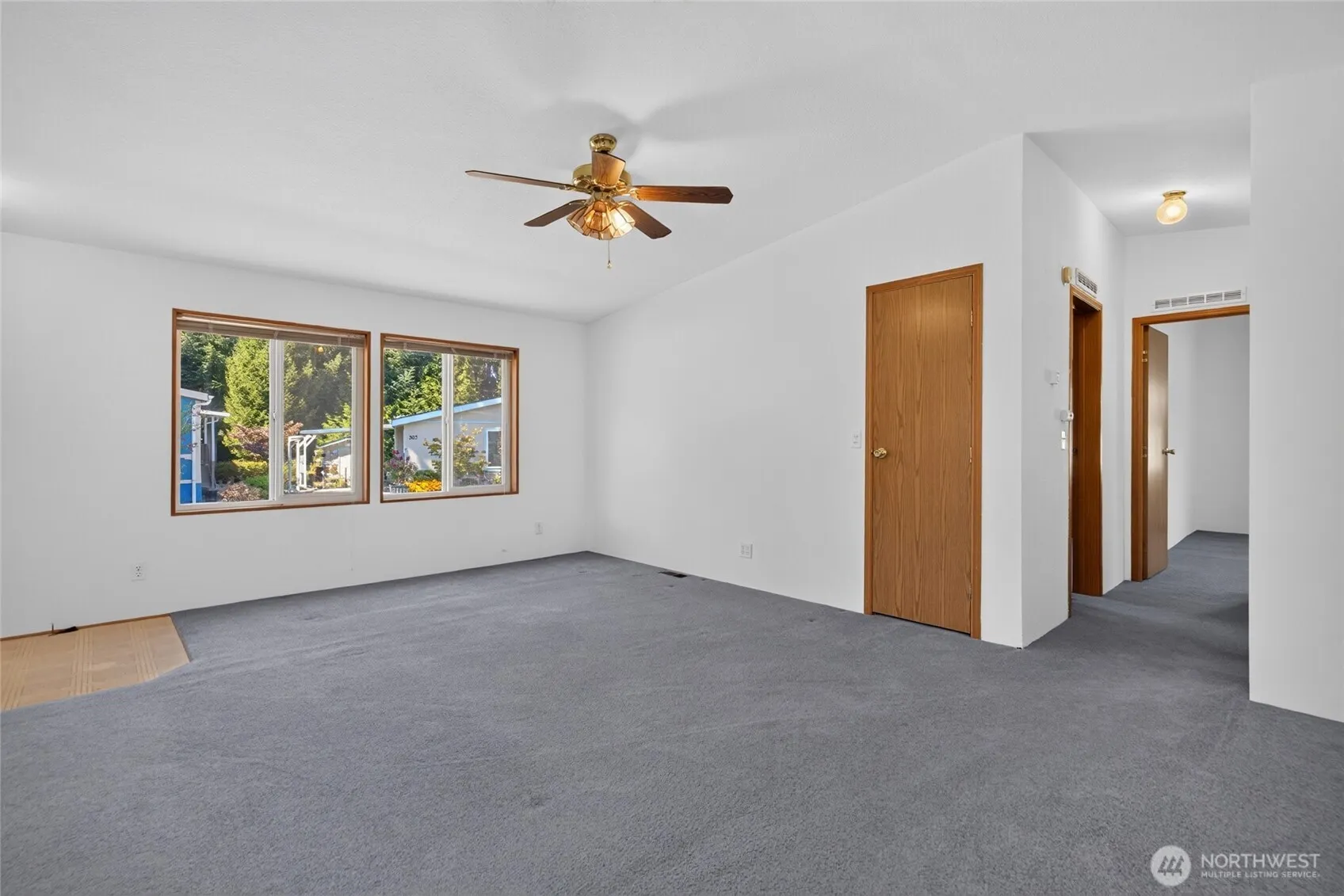 23825 15th Avenue SE #302, Bothell, WA 98021