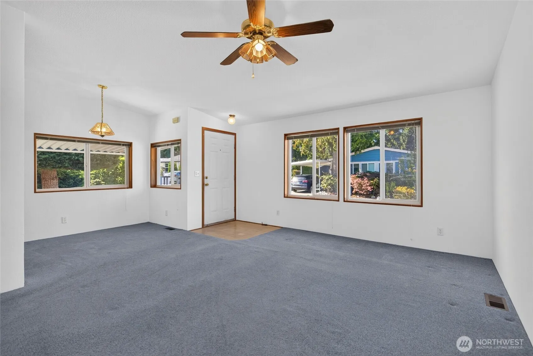 23825 15th Avenue SE #302, Bothell, WA 98021