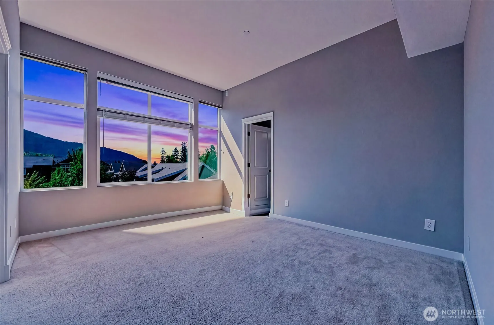 1771 25th Avenue NE, Issaquah, WA 98029