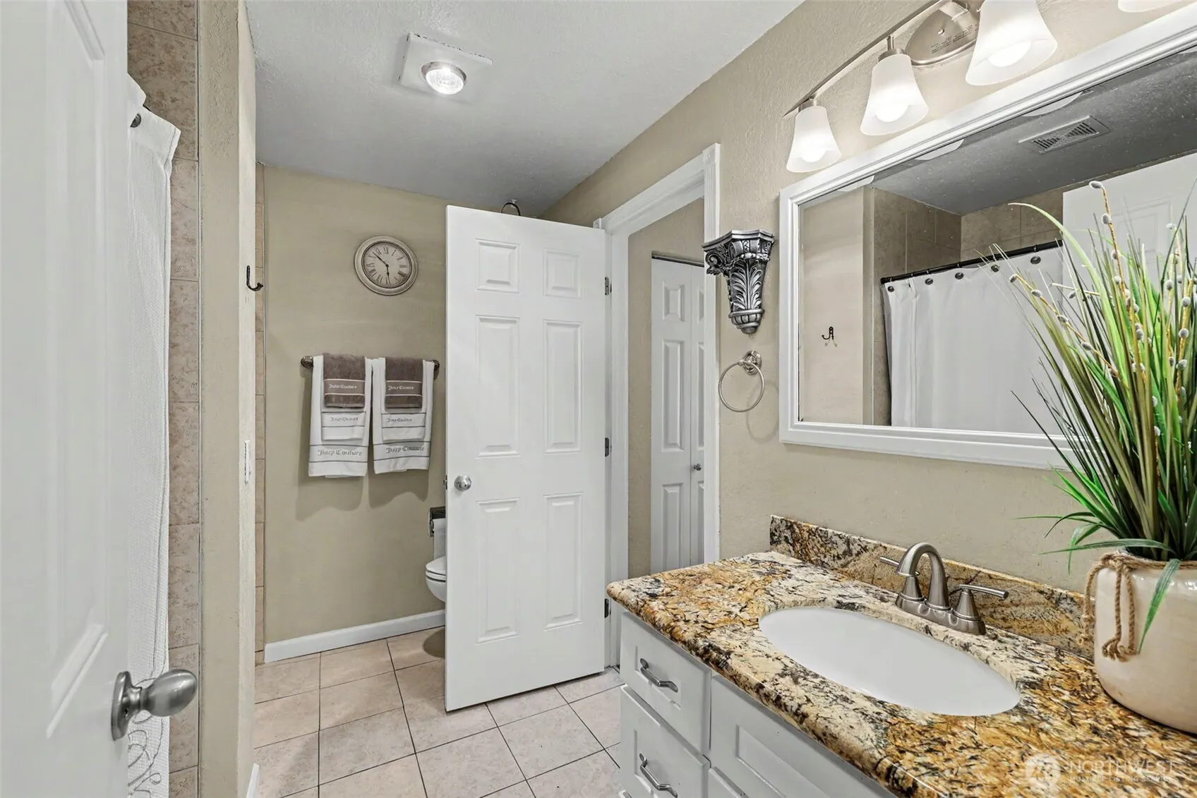 140 Summit Avenue N #A-7, Kent, WA 98030