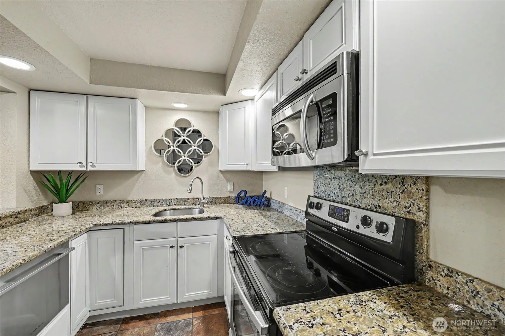 140 Summit Avenue N #A-7, Kent, WA 98030
