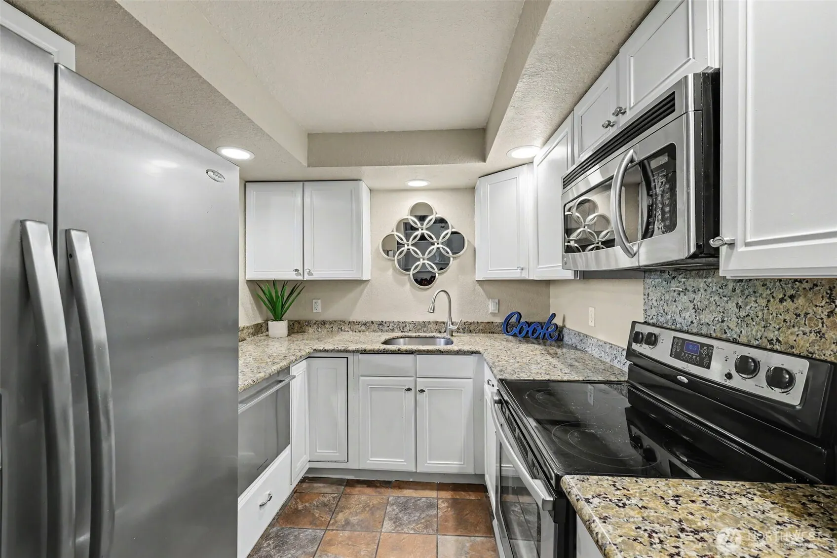 140 Summit Avenue N #A-7, Kent, WA 98030