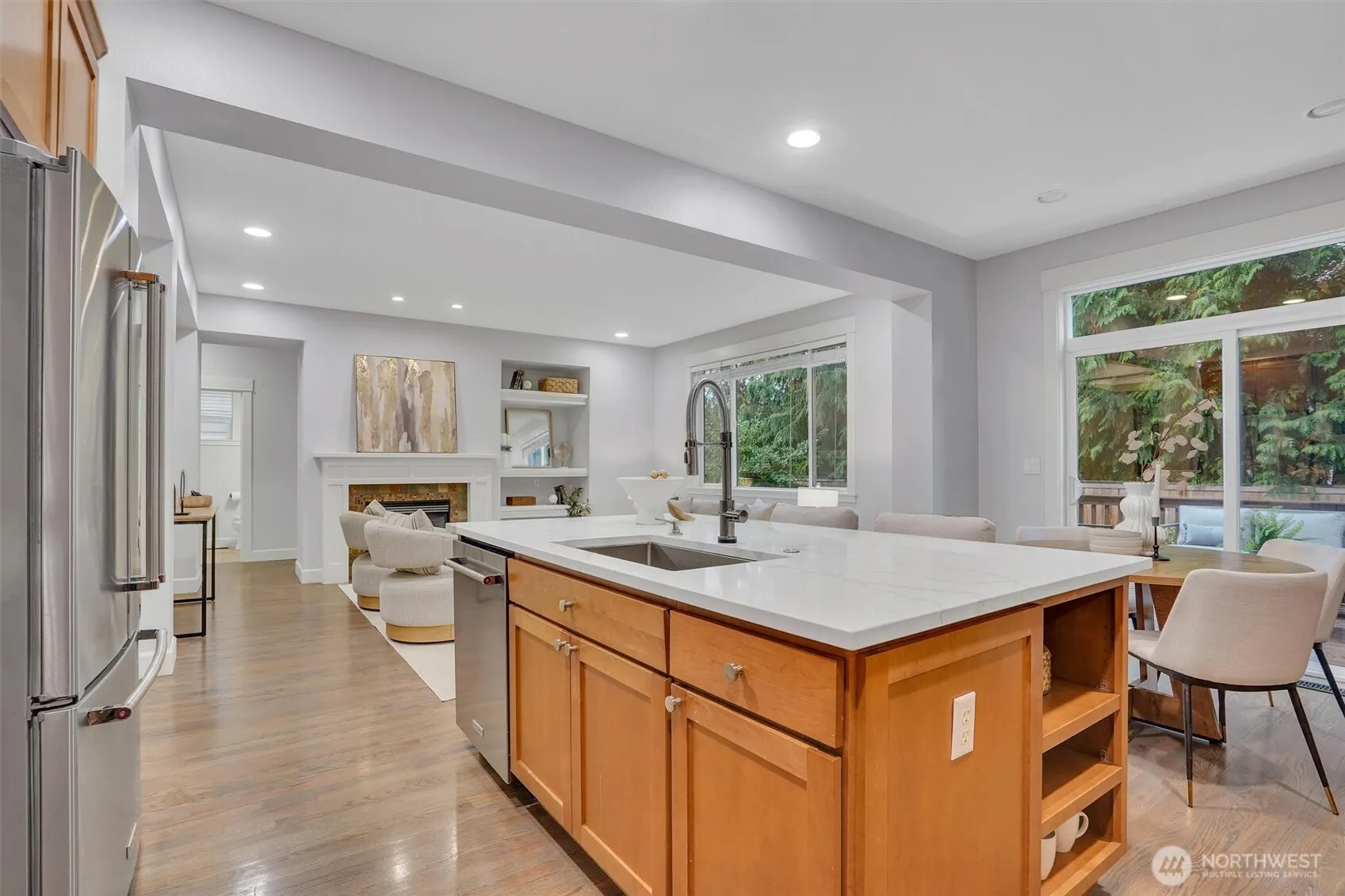 17211 NE 117th Way , Redmond, WA 98052