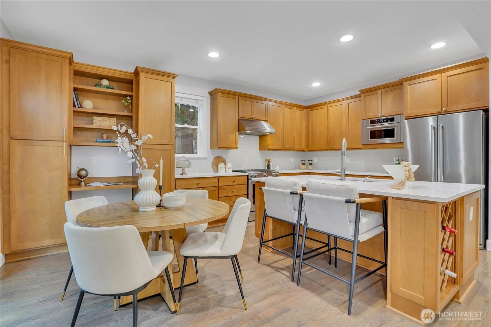 17211 NE 117th Way , Redmond, WA 98052