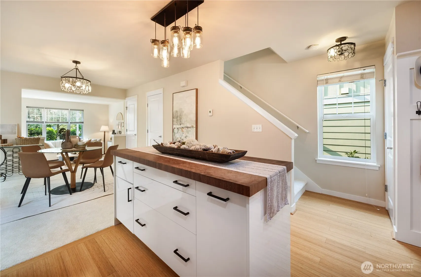1787 26th Walk NE, Issaquah, WA 98029