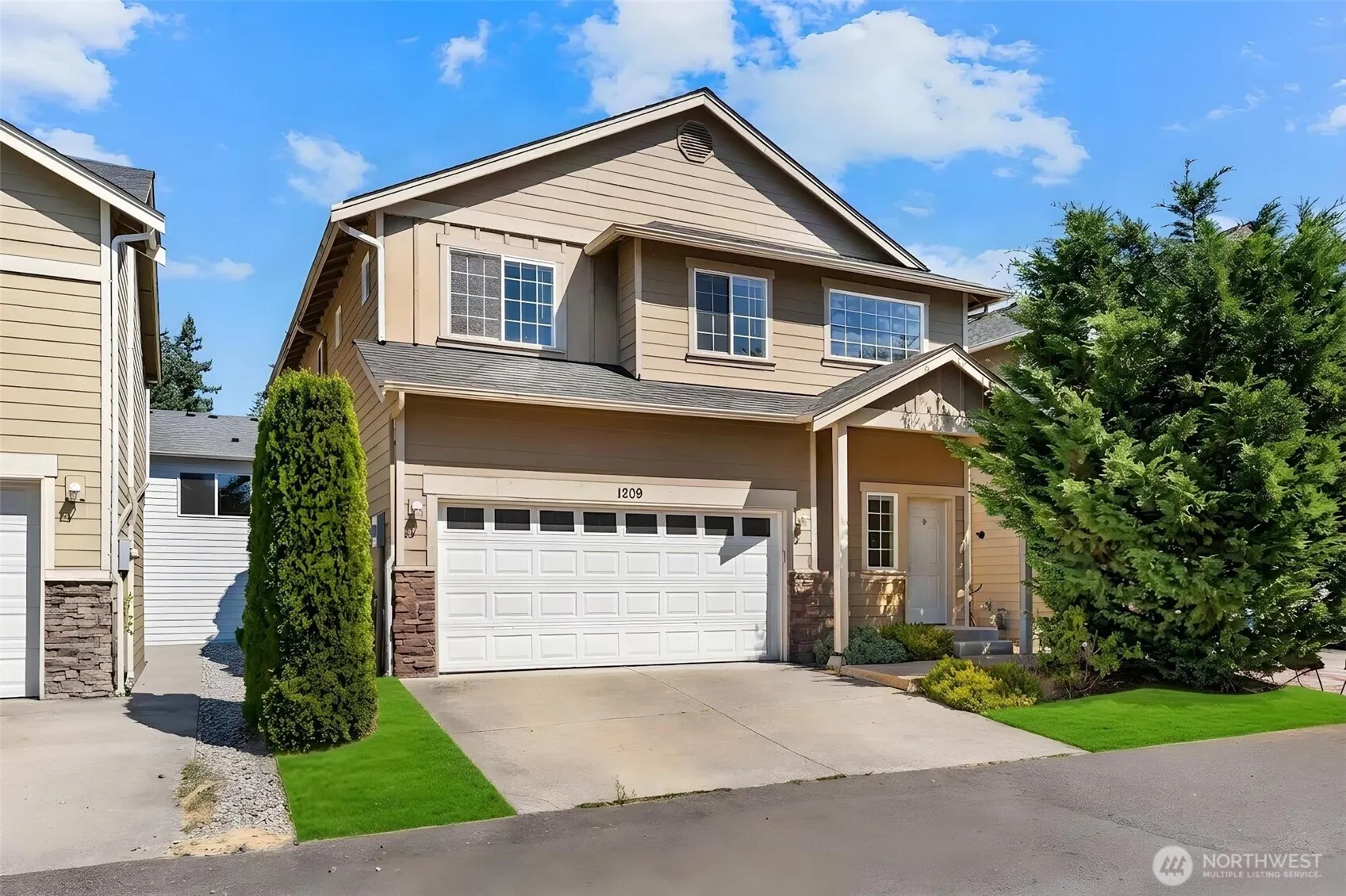 1209 139th Place SW, Lynnwood, WA 98087
