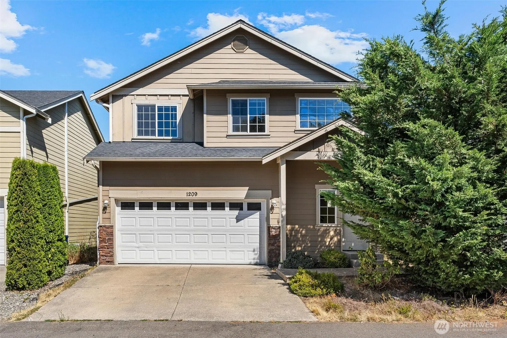 1209 139th Place SW, Lynnwood, WA 98087