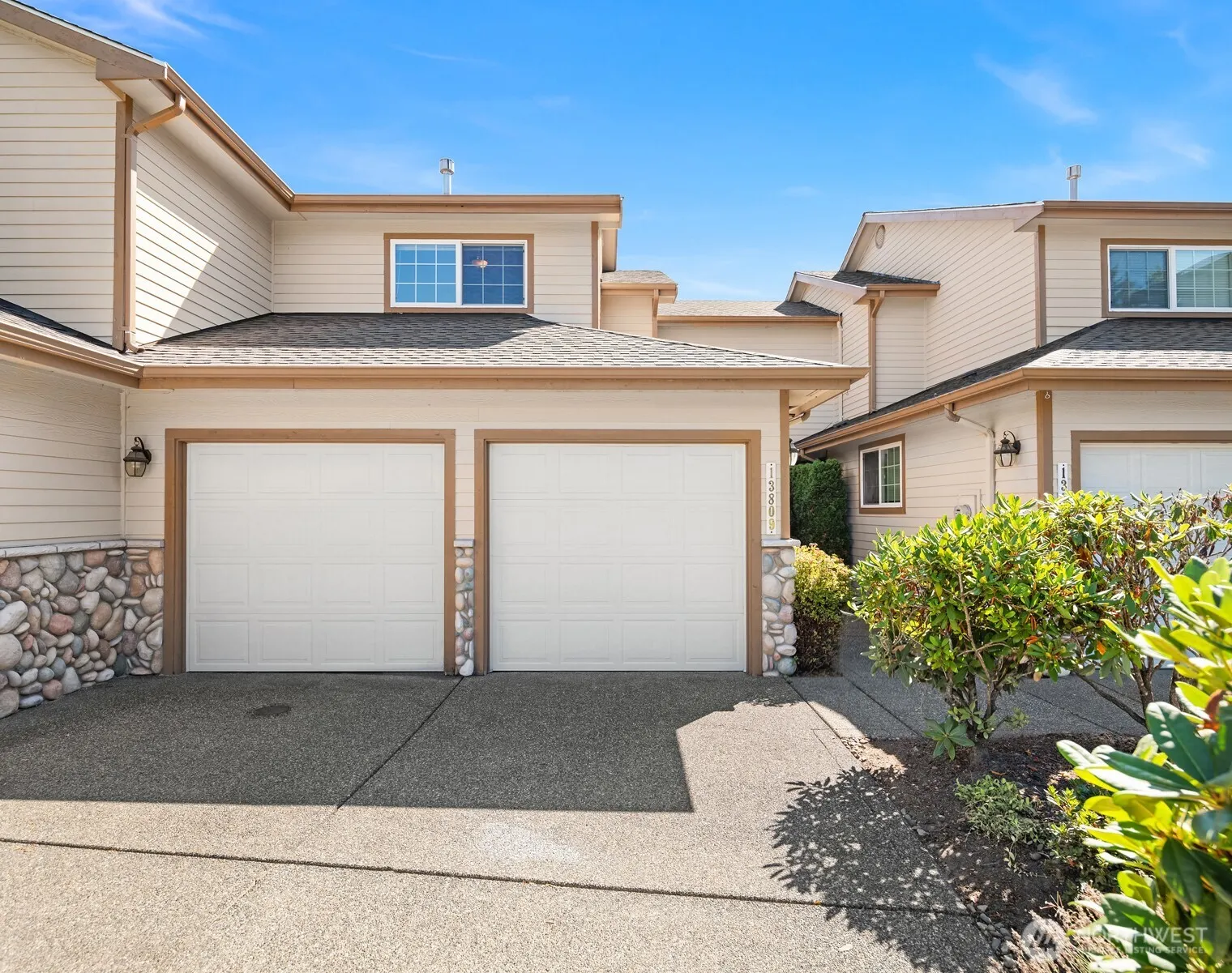 13809 SE 255th Place , Kent, WA 98042