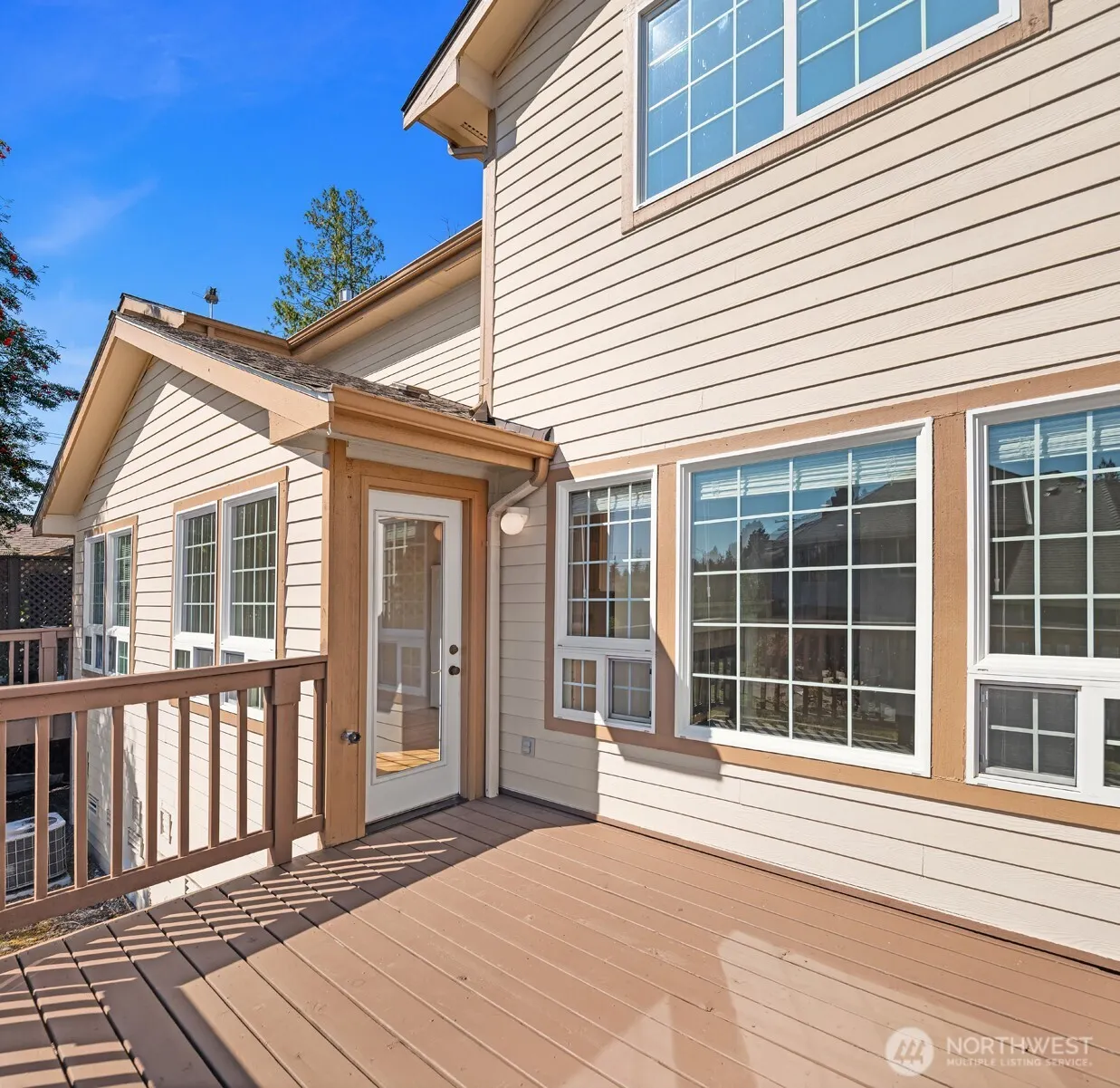 13809 SE 255th Place , Kent, WA 98042