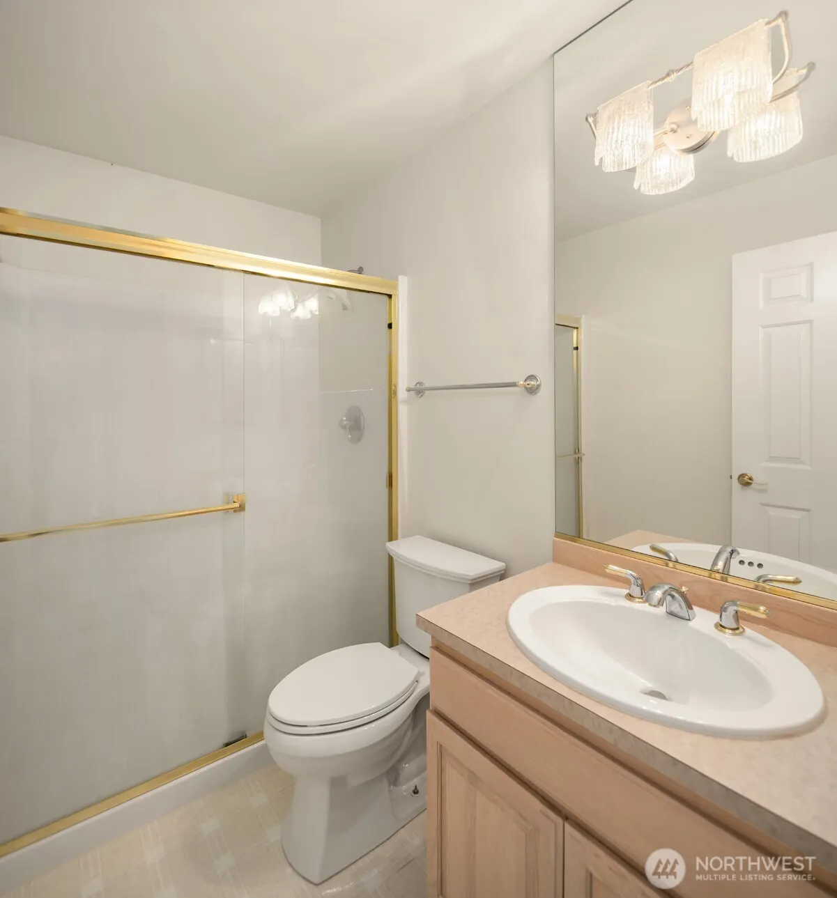 13809 SE 255th Place , Kent, WA 98042