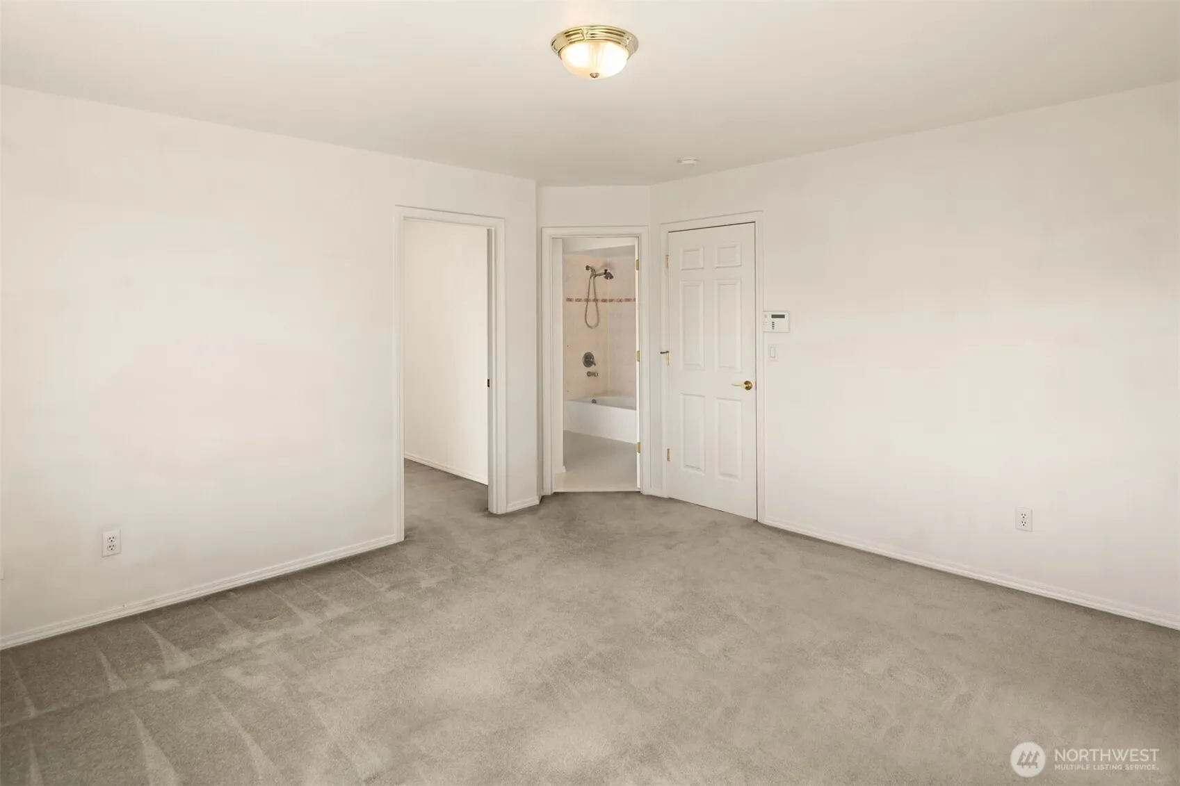 13809 SE 255th Place , Kent, WA 98042