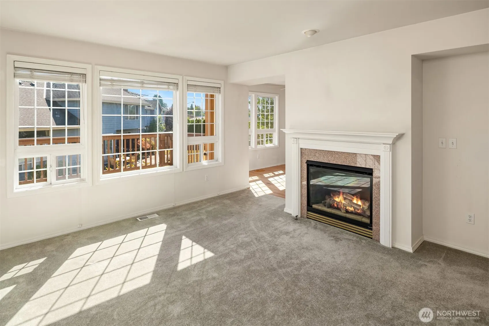 13809 SE 255th Place , Kent, WA 98042