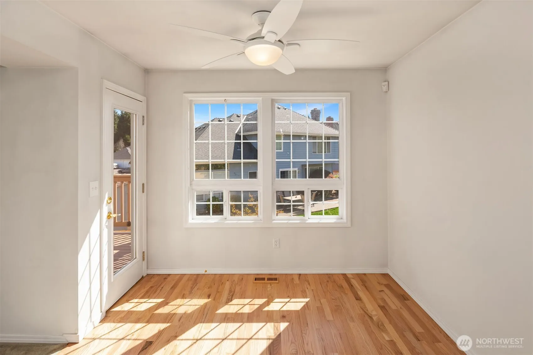 13809 SE 255th Place , Kent, WA 98042