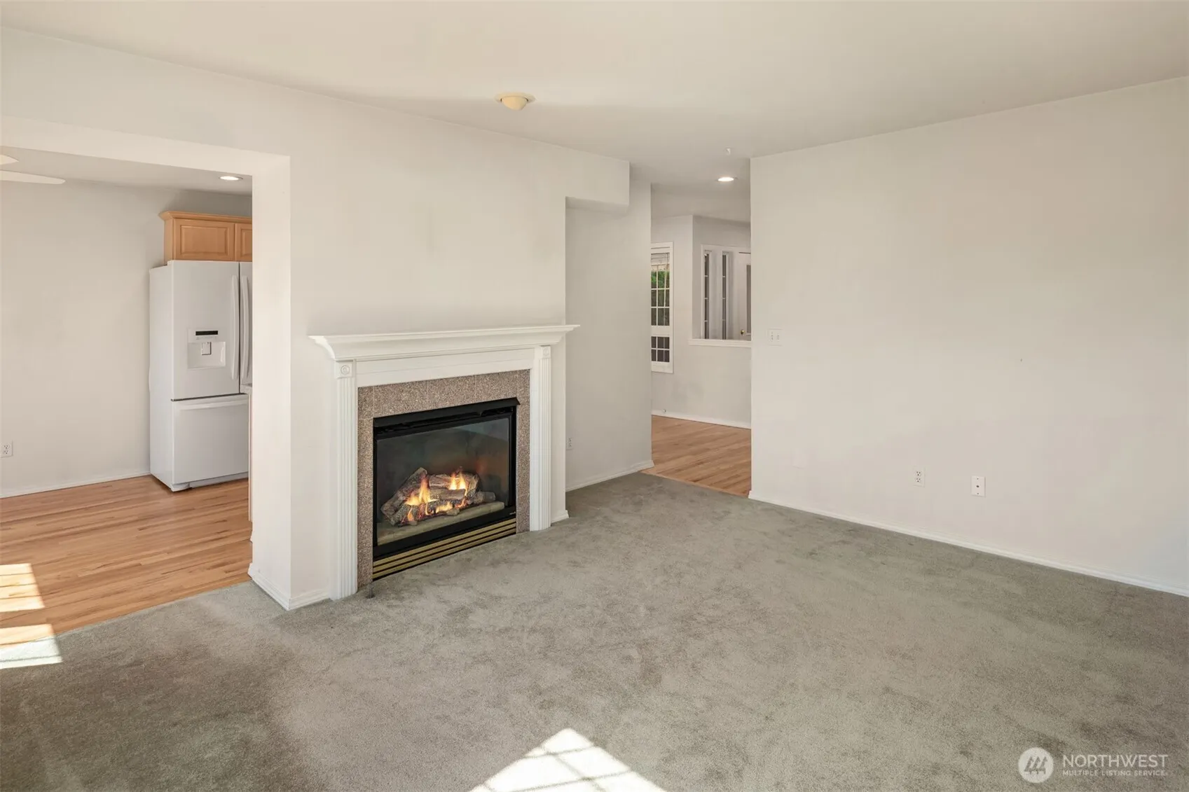 13809 SE 255th Place , Kent, WA 98042