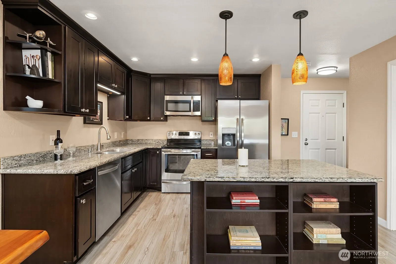 25044 Lake Fenwick Road #32, Kent, WA 98032