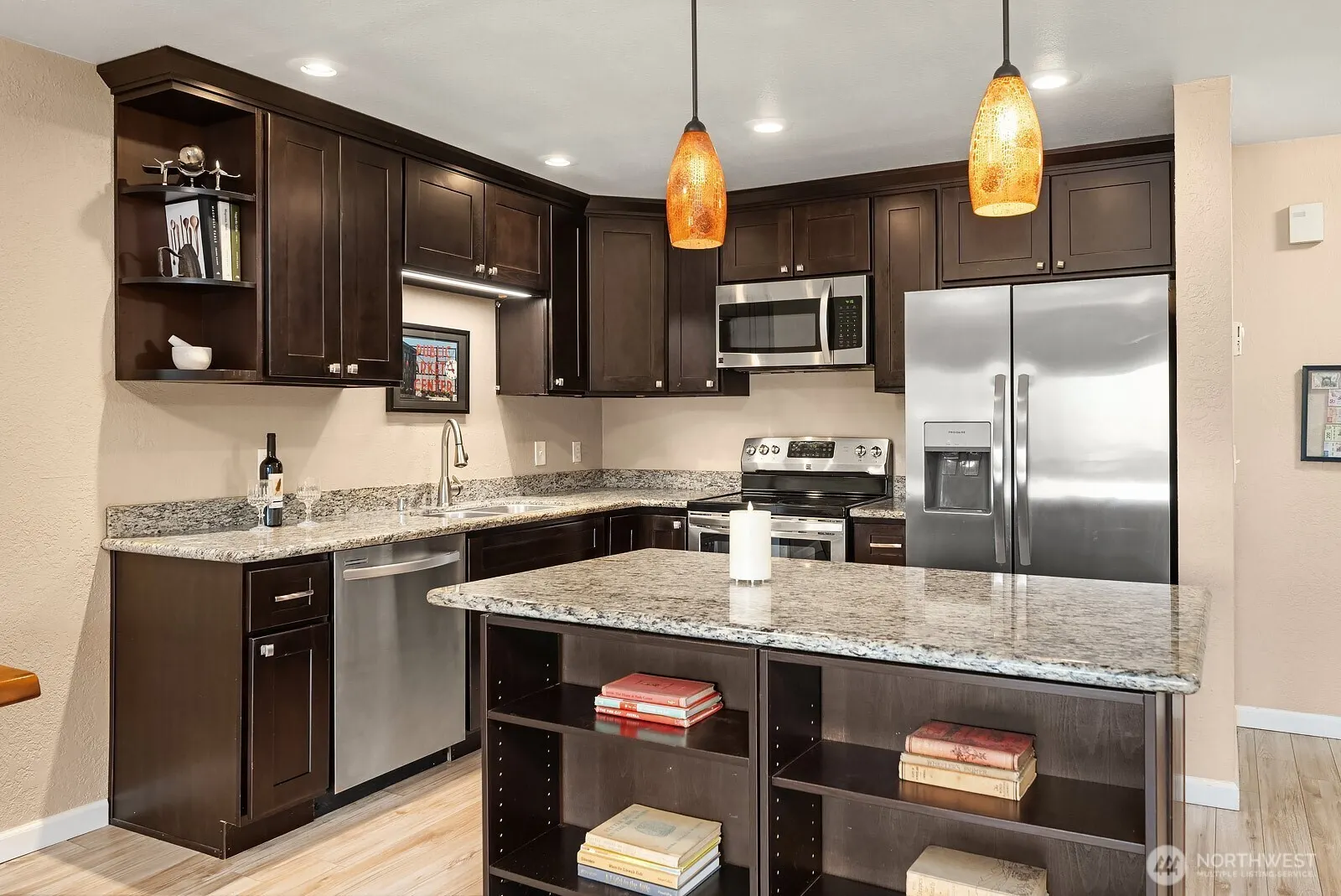 25044 Lake Fenwick Road #32, Kent, WA 98032
