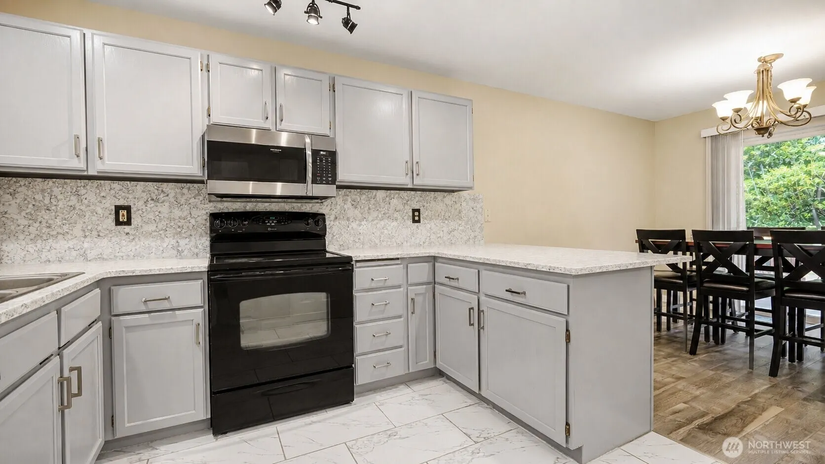 23406 100th Avenue SE #A103, Kent, WA 98031-3214