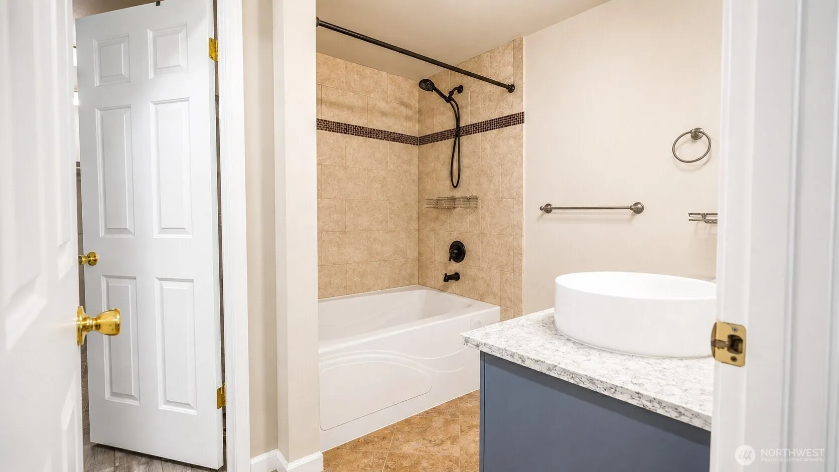 23406 100th Avenue SE #A103, Kent, WA 98031-3214