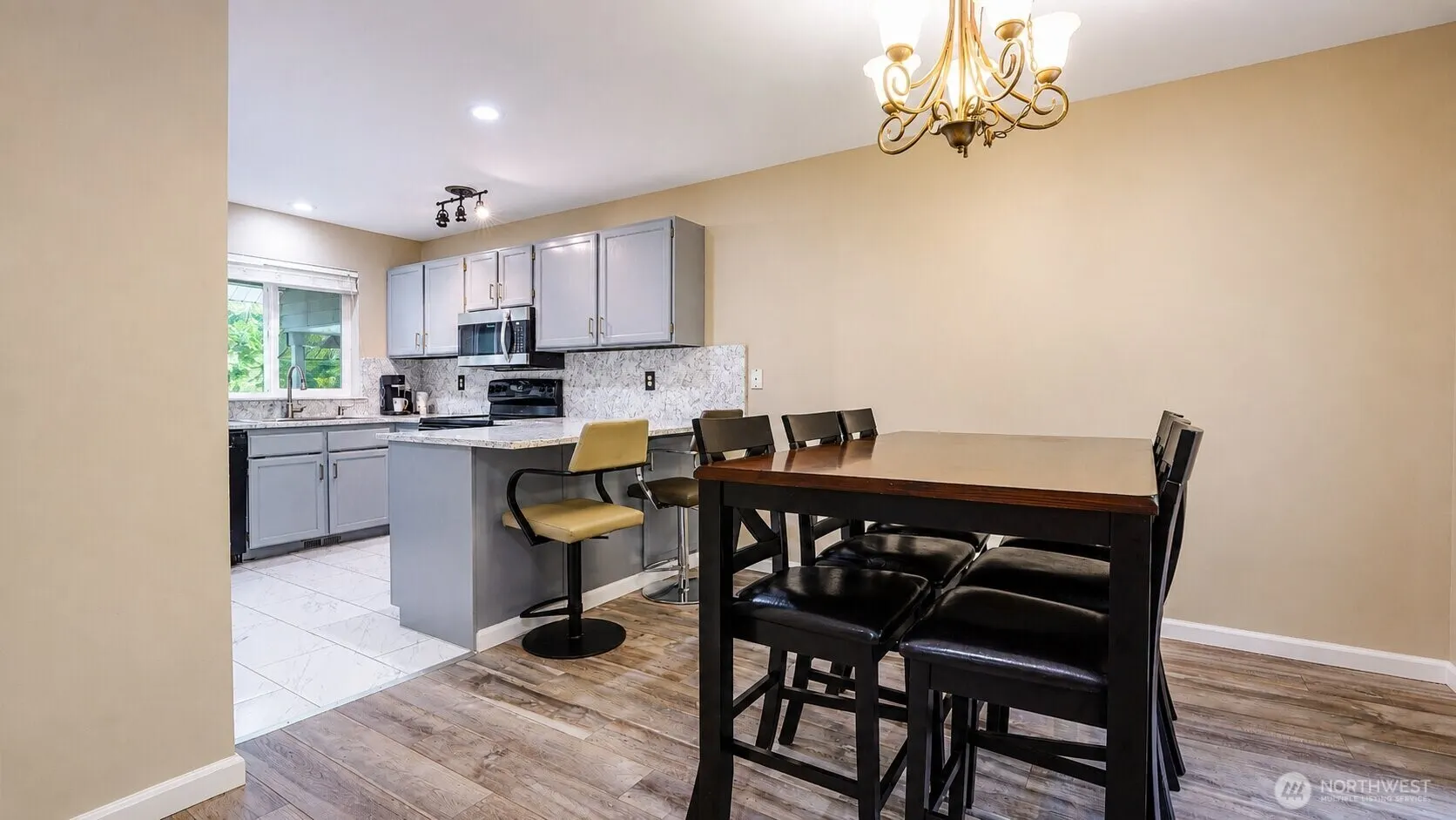 23406 100th Avenue SE #A103, Kent, WA 98031-3214