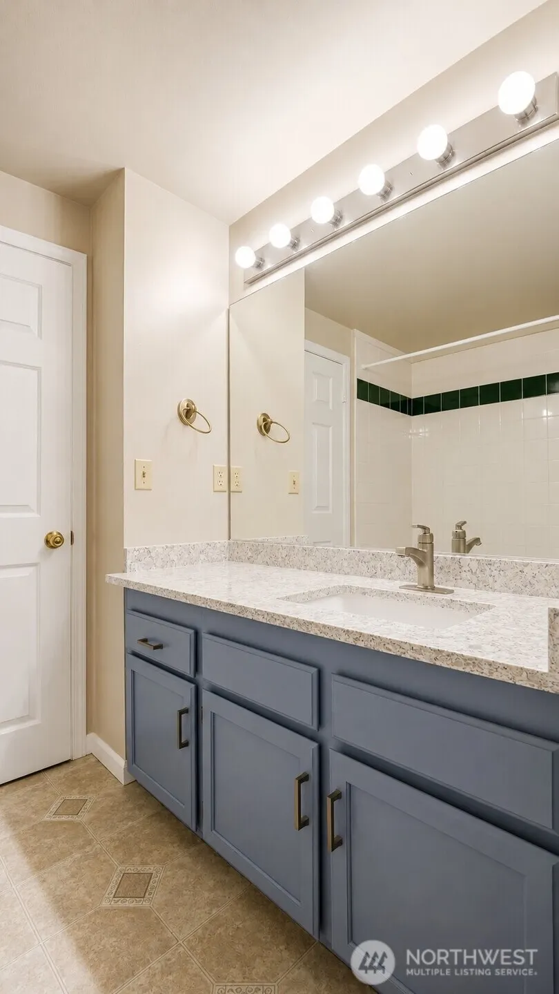 23406 100th Avenue SE #A103, Kent, WA 98031-3214