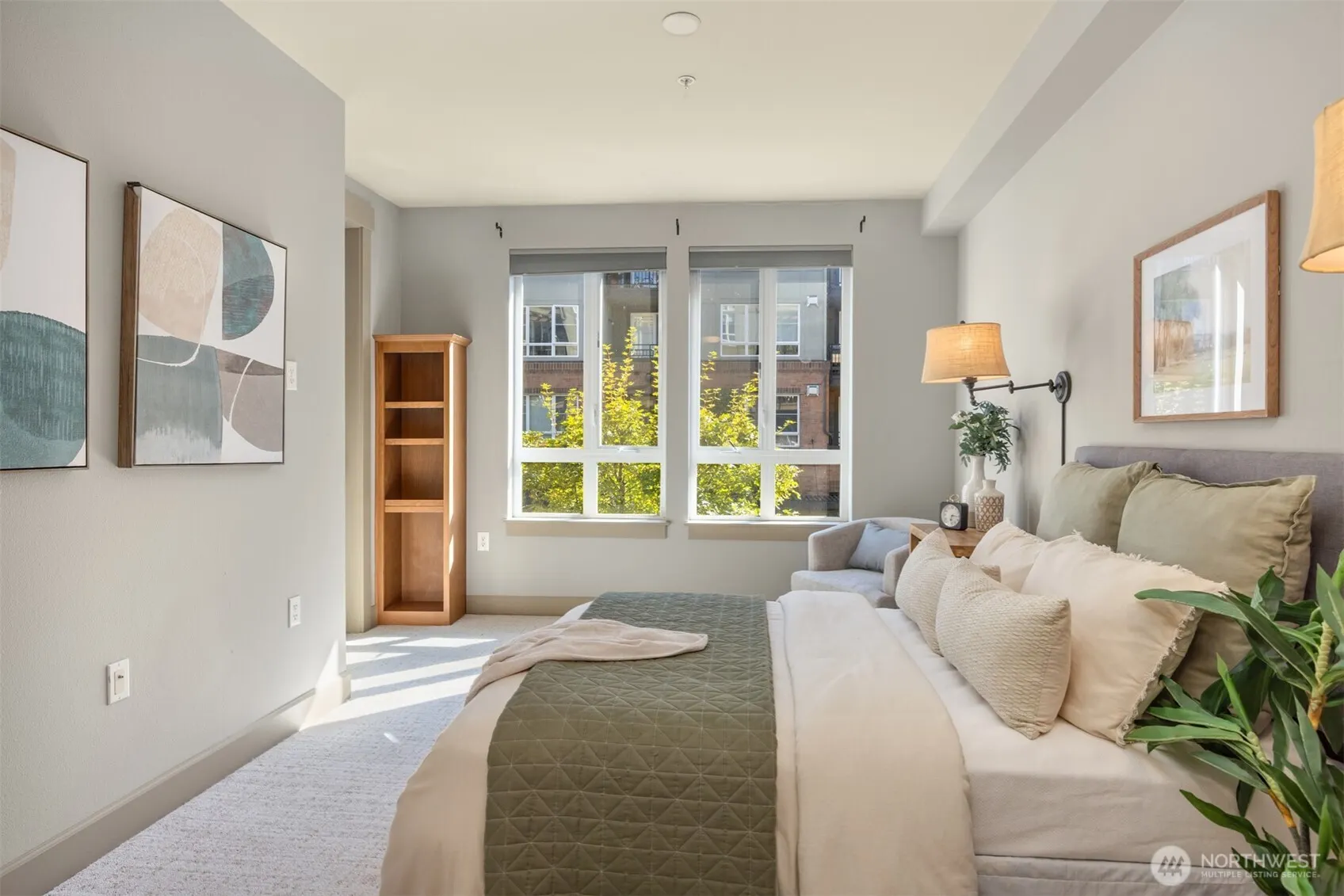 1880 25th Avenue NE #210, Issaquah, WA 98029