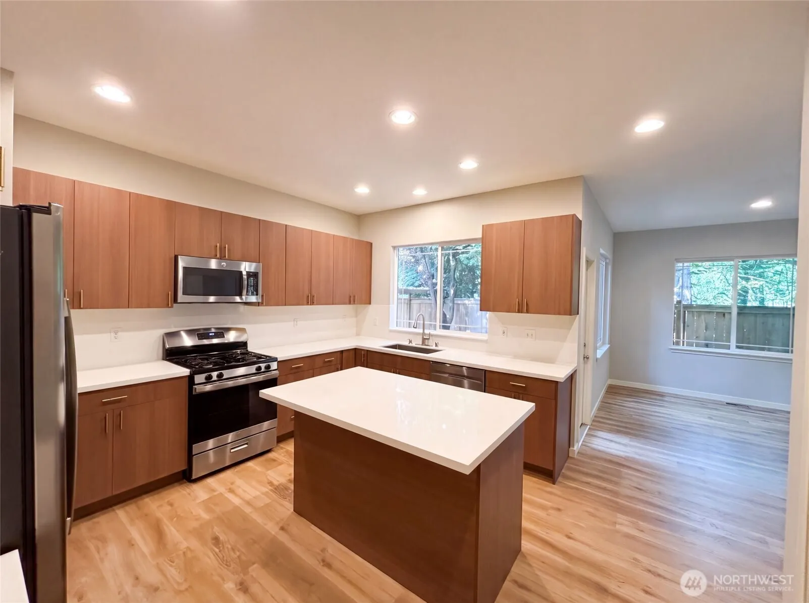 10769 221st Lane NE #18, Redmond, WA 98053