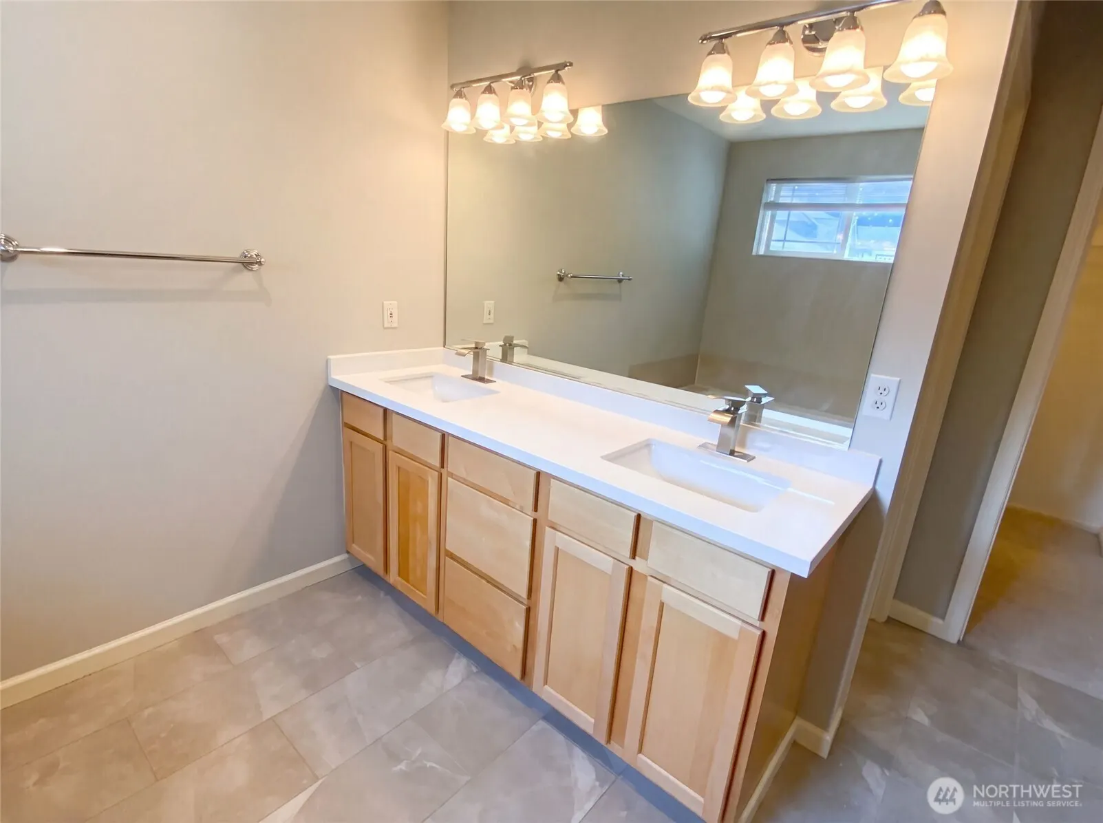 10769 221st Lane NE #18, Redmond, WA 98053
