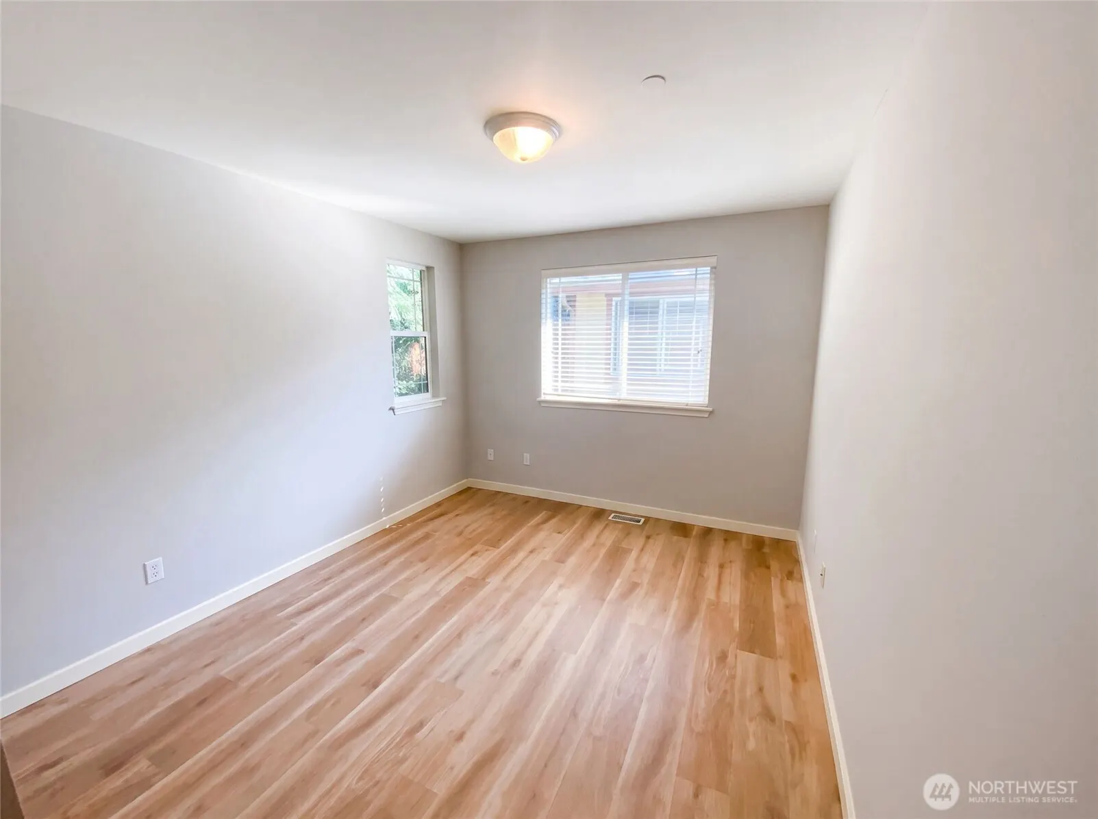 10769 221st Lane NE #18, Redmond, WA 98053