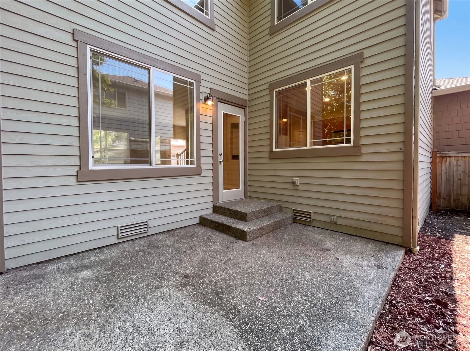 10769 221st Lane NE #18, Redmond, WA 98053
