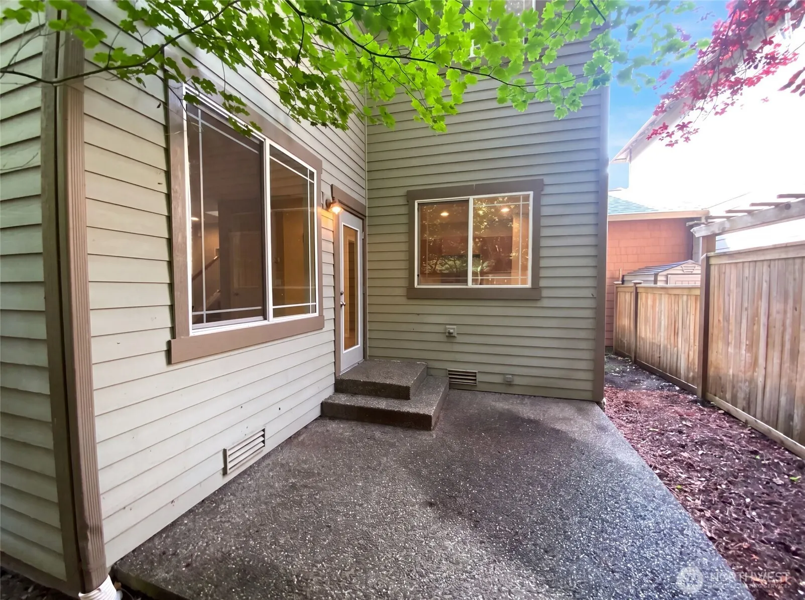 10769 221st Lane NE #18, Redmond, WA 98053