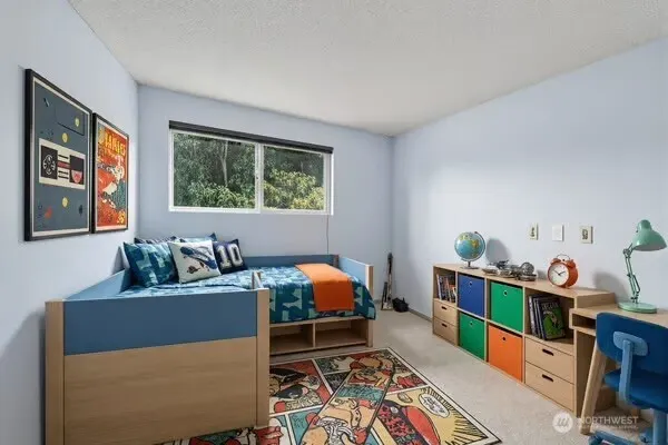 609 168th Avenue NE, Bellevue, WA 98008