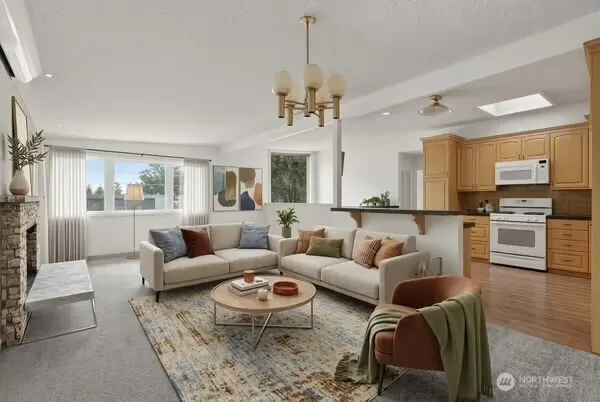 609 168th Avenue NE, Bellevue, WA 98008
