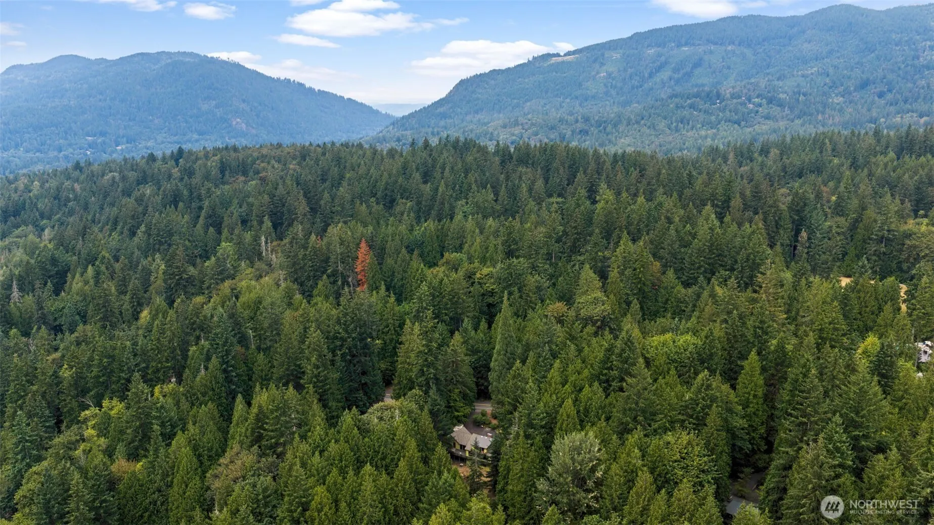 25235 SE Mirrormont Drive , Issaquah, WA 98027