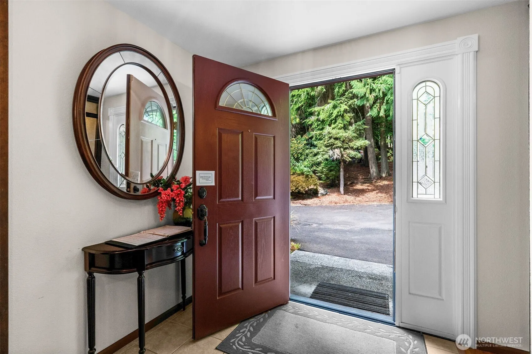 25235 SE Mirrormont Drive , Issaquah, WA 98027