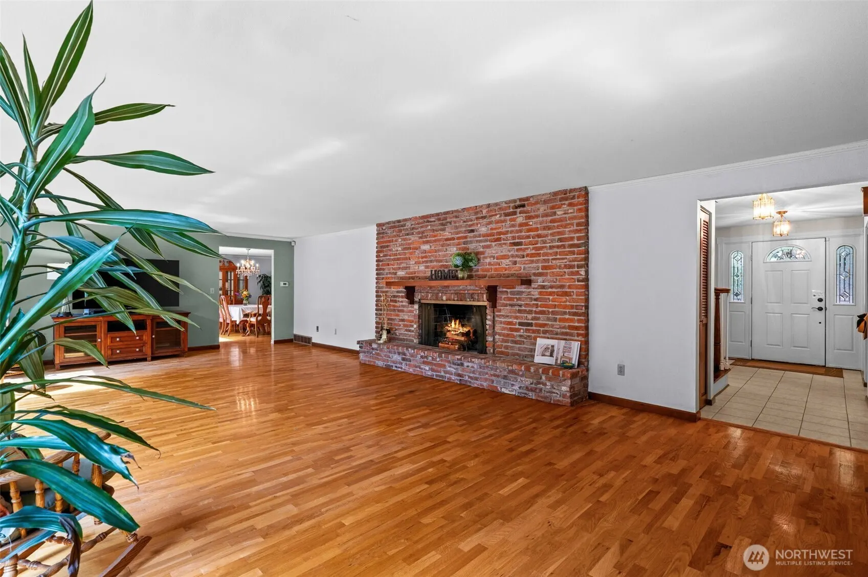 25235 SE Mirrormont Drive , Issaquah, WA 98027