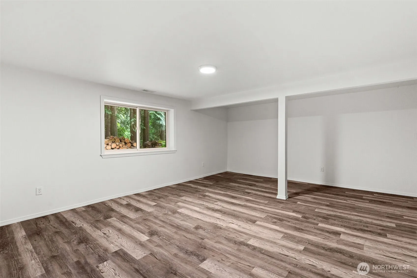25235 SE Mirrormont Drive , Issaquah, WA 98027