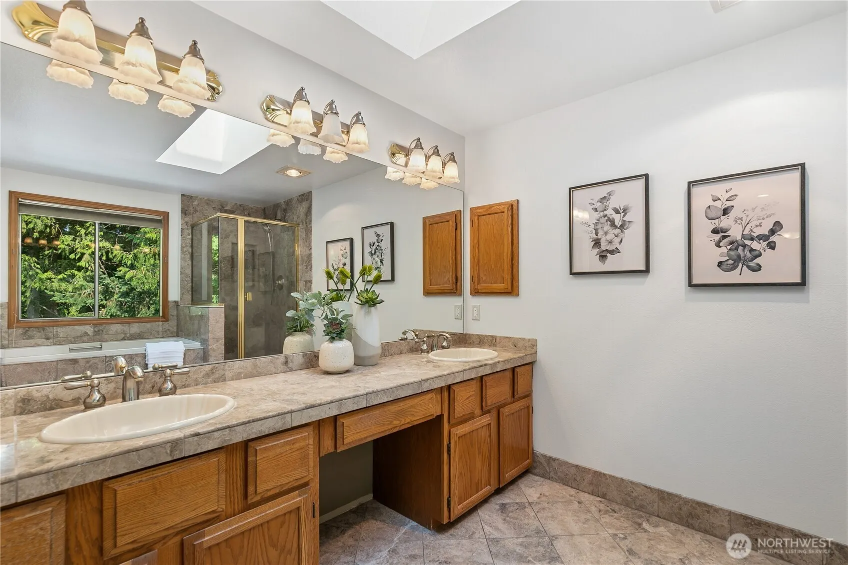23046 NE 19th Drive , Sammamish, WA 98074