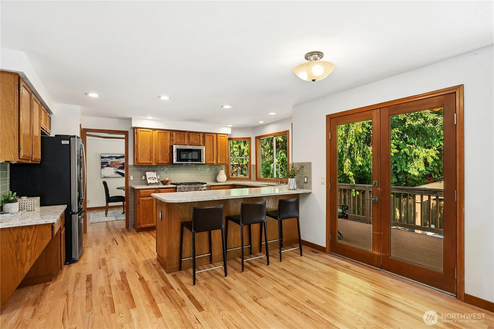 23046 NE 19th Drive , Sammamish, WA 98074