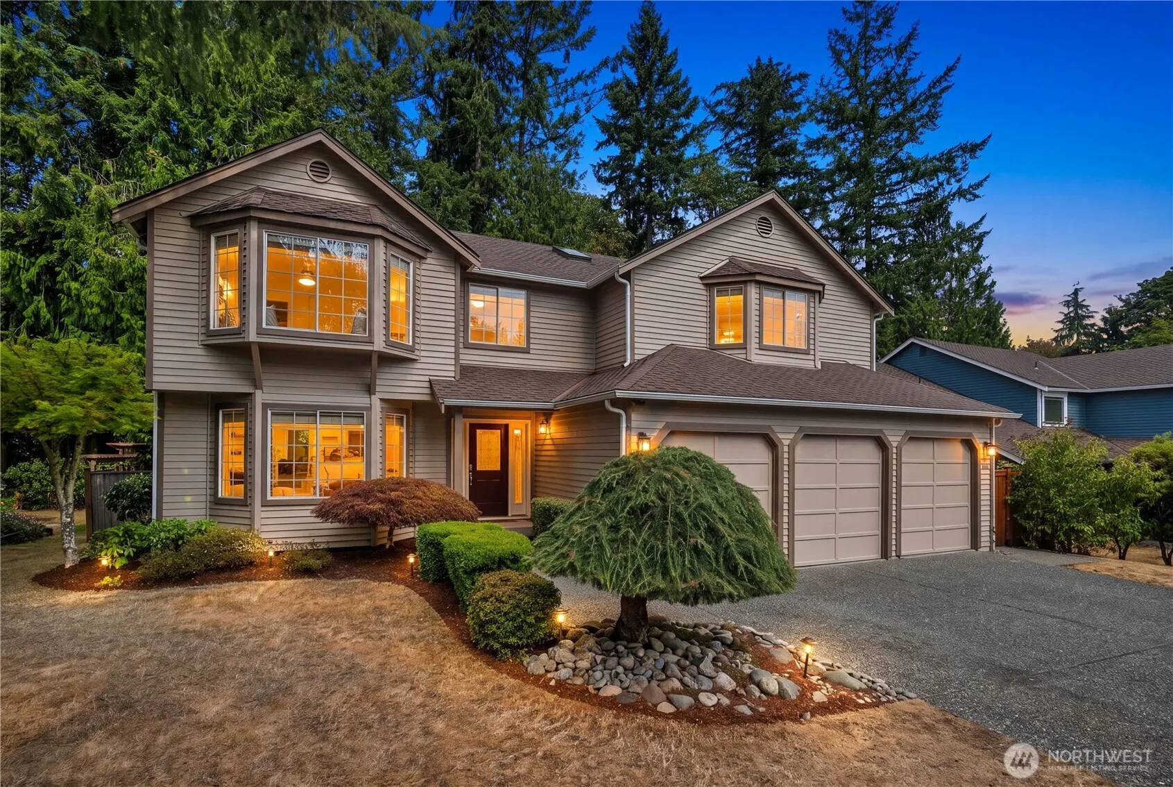 23046 NE 19th Drive , Sammamish, WA 98074