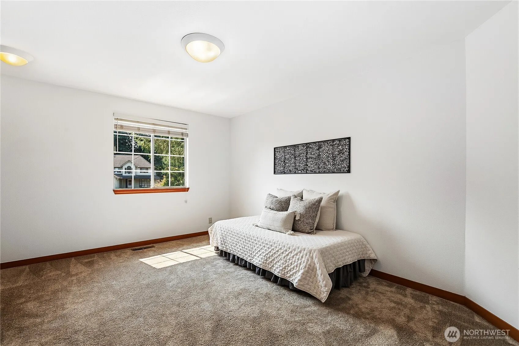 23046 NE 19th Drive , Sammamish, WA 98074