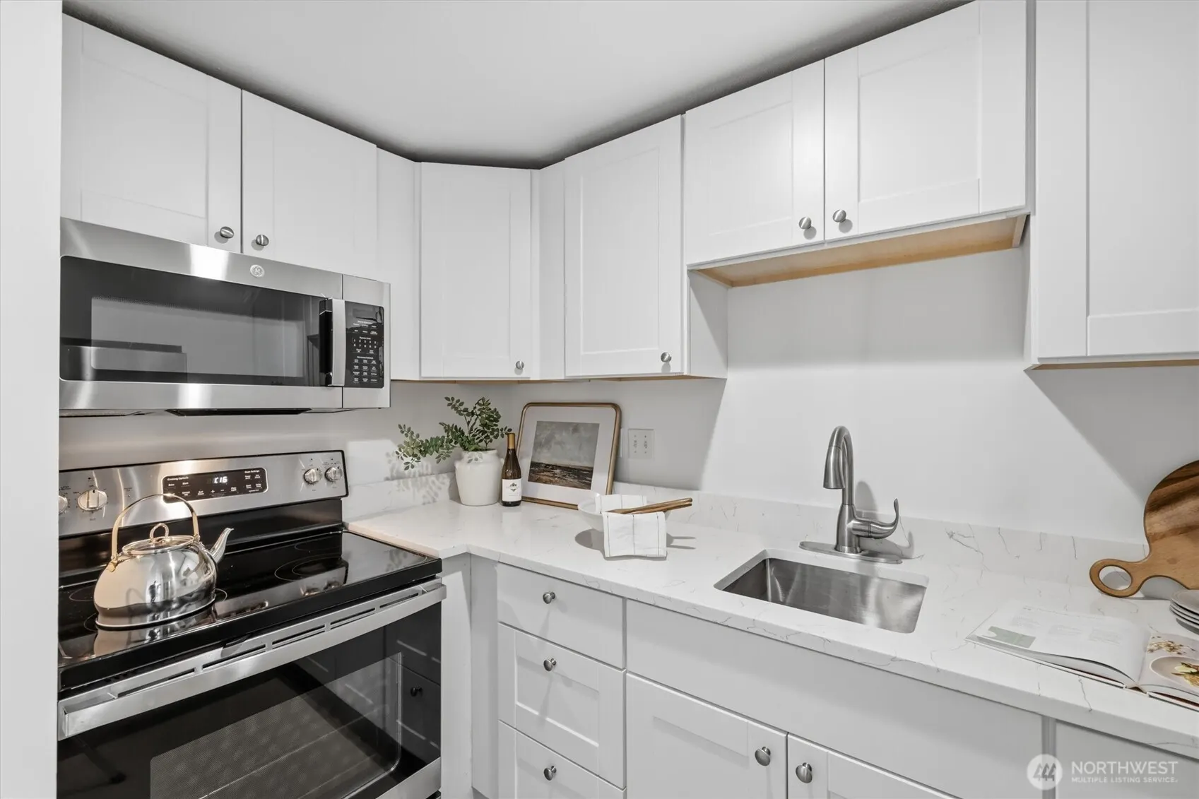 3834 175th Avenue NE #E44, Redmond, WA 98052-5829