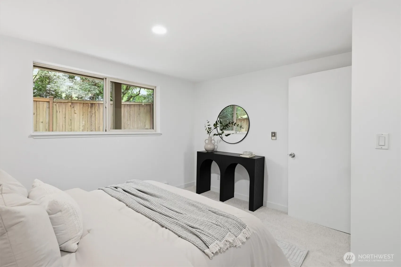 3834 175th Avenue NE #E44, Redmond, WA 98052-5829