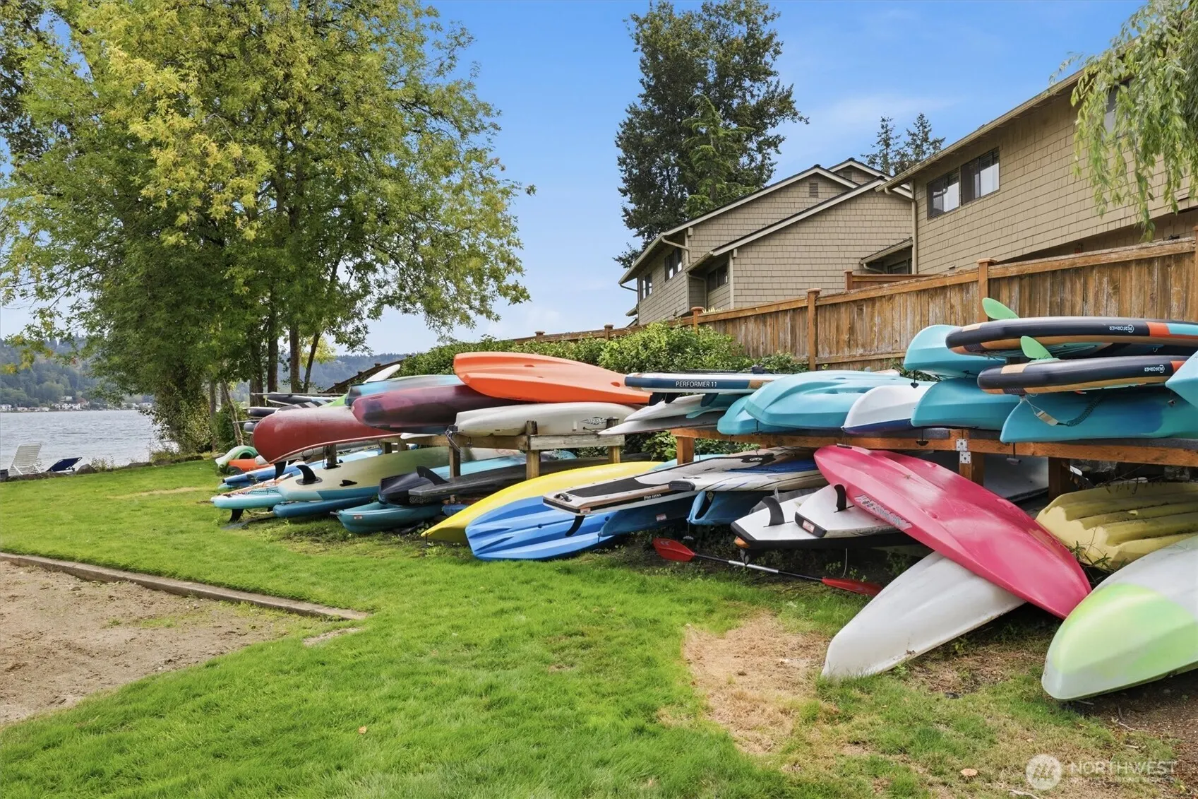 3834 175th Avenue NE #E44, Redmond, WA 98052-5829
