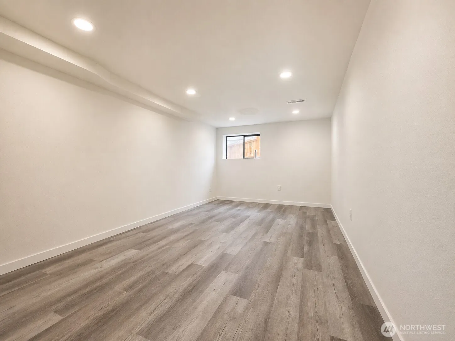 2502 202nd Place SW, Lynnwood, WA 98036