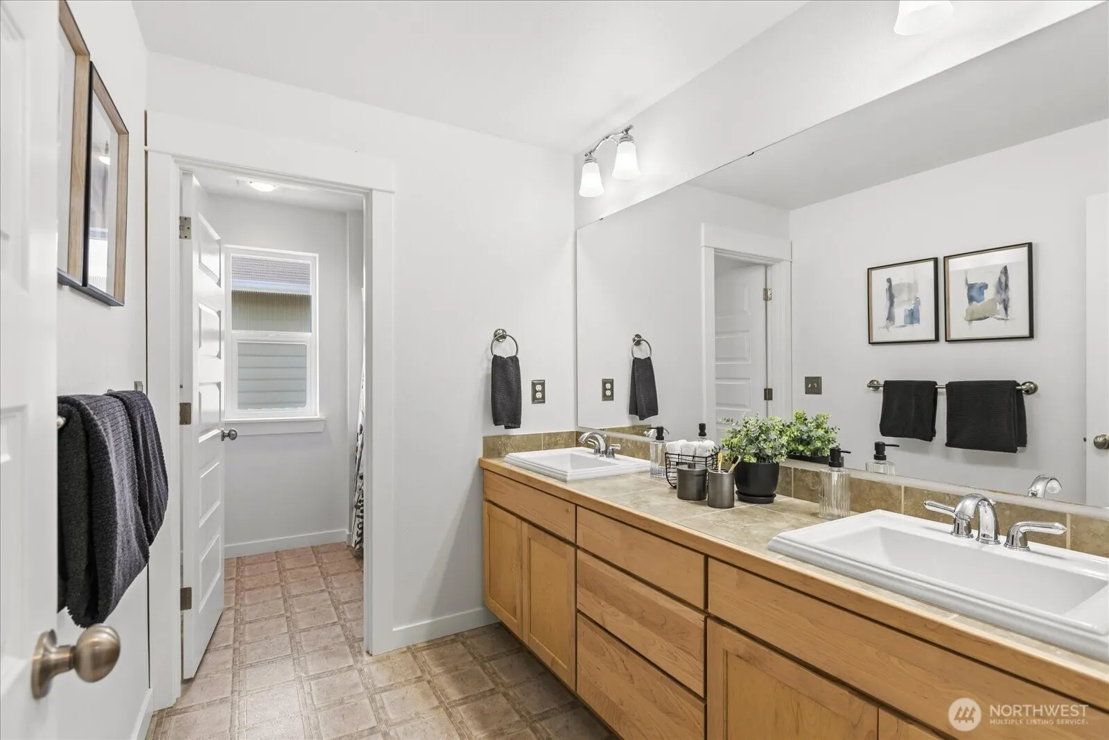 3717 222nd Place SE, Bothell, WA 98021