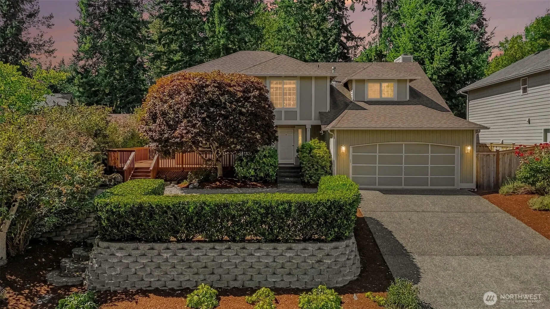 12916 NE 203rd Ct , Woodinville, WA 98072